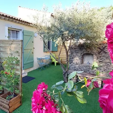 Gite De L'Olivier, Classe, Climatise, Jardin Avec Parking Gratuit Devant Le Logement Et A 5 Minutes Du Centre-Ville A Pied L'Isle-sur-la-Sorgue Exterior photo